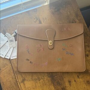 Coach Portfolio Best Seller! In original Natural Leather, C3908